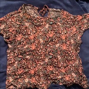 Floral patterned top